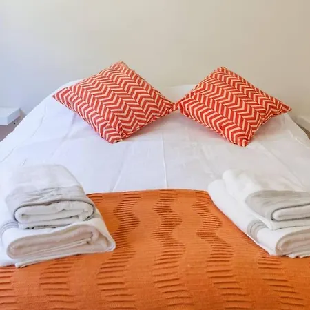 Picaria - Orange Porto